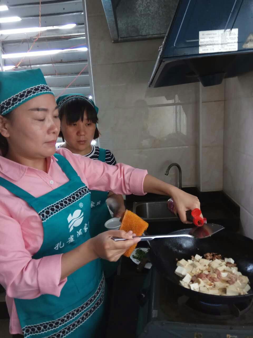  �pʮһ�������ס�Ұ������M(f��i)��Ӗ(x��n)����