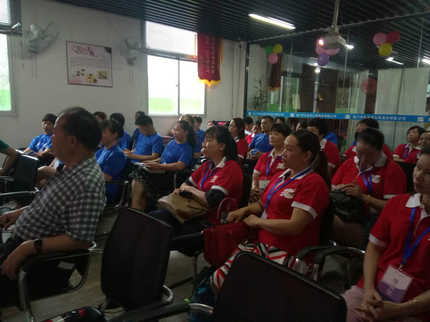 ץ��Ӗ(x��n)��(qi��ng)��(n��i)������ȸ�ӱ�ķ��ɩˎ�Ŏ���Ӗ(x��n)����M(j��n)����