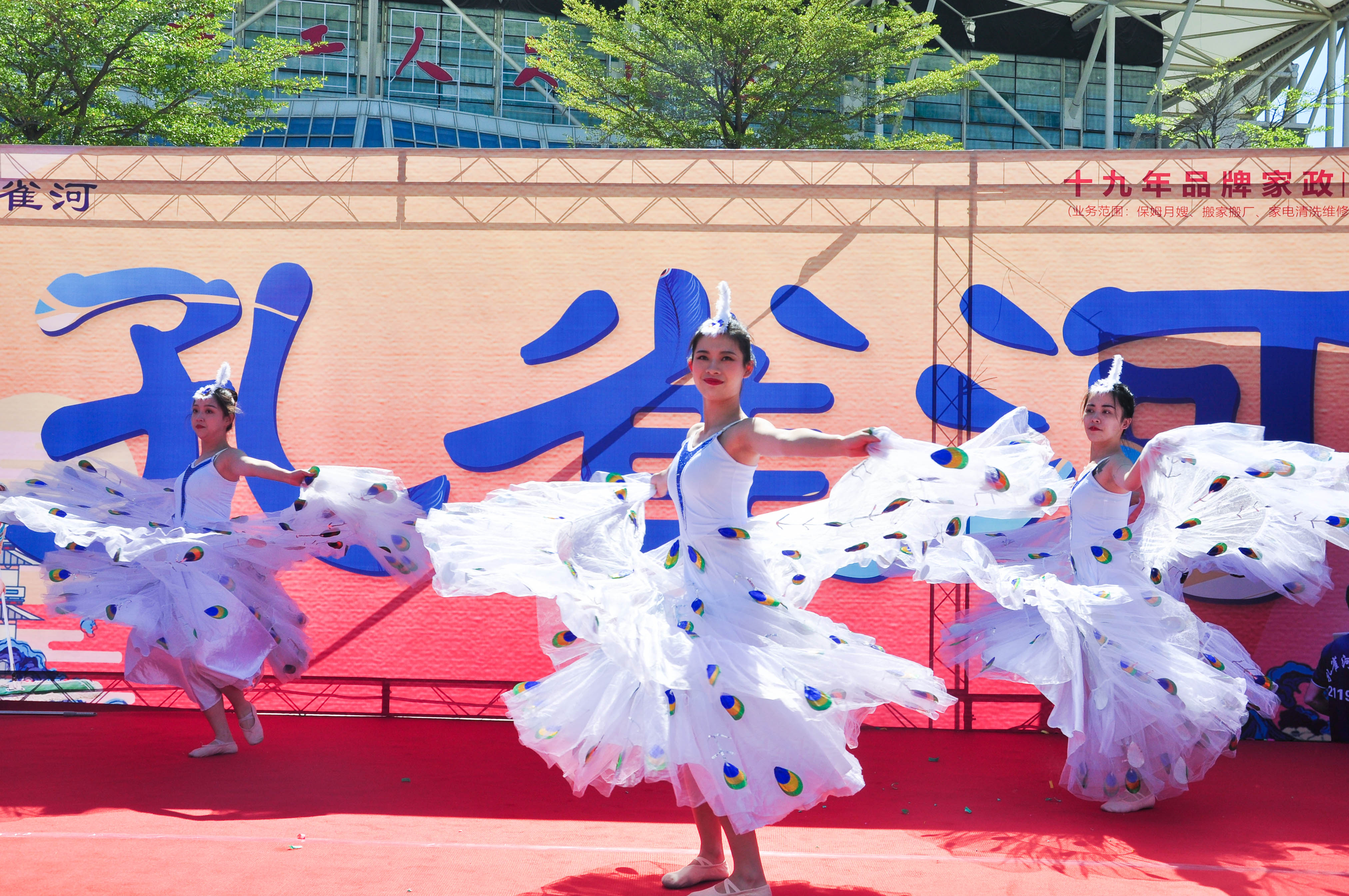 �g��Ц�Z��һ����ʮ�˰���ˇ�R�ψ�������ȸ�������B�T�е����ü�����(ji��)